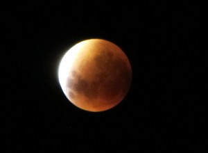150928 09 blood moon 3.58am